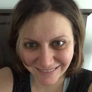 Meet your Posher, Marisa